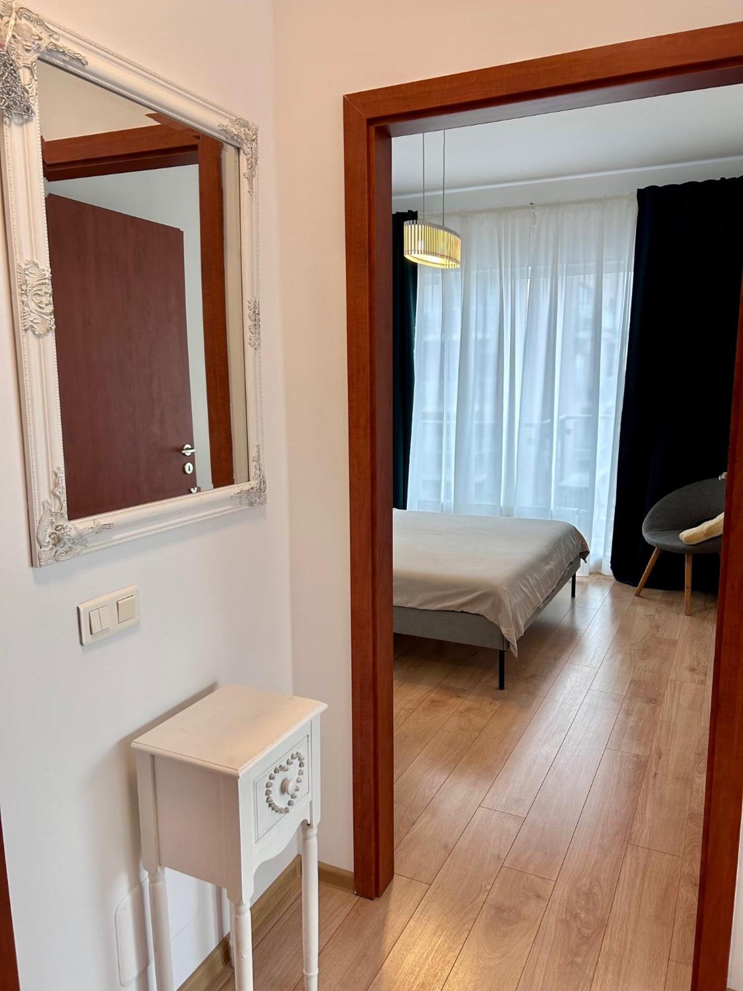 Sunrise Apartment Bukarest Exteriör bild